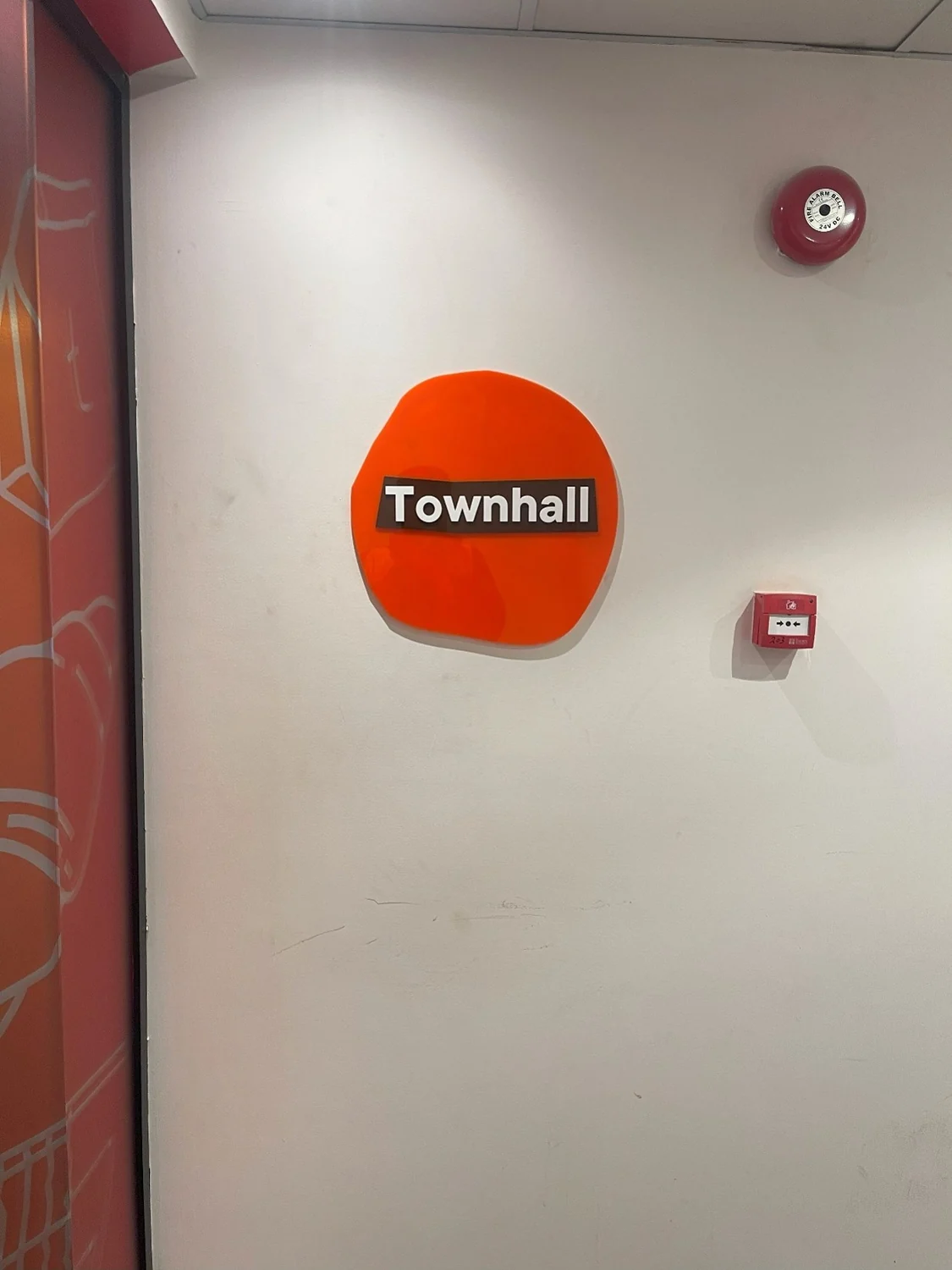 Talabat HQ internal branding project photo 2